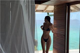 Η Κένταλ Τζένερ γιορτάζει τα 30 με φωτογραφίες που ανατίναξαν το Instagram