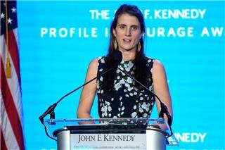 Η «κατάρα» των Κένεντι ξαναχτύπησε: Η 35χρονη εγγονή που διαγνώστηκε με καρκίνο