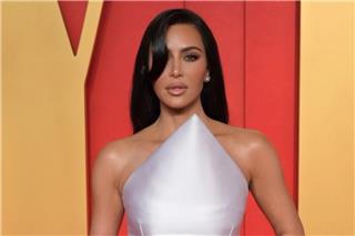 «Δεν πιστεύω ότι ο άνθρωπος πάτησε στο φεγγάρι, έχω δει αποδείξεις στο διαδίκτυο», ισχυρίστηκε η Κιμ Καρντάσιαν