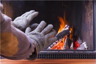 Καιρός: Με παγετό και λίγες βροχές σήμερα – Πρωτοχρονιά με τσουχτερό κρύο