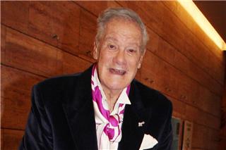 Πέθανε ο θρυλικός σχεδιαστής μόδας Ντίμης Κρίτσας