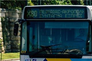 Κάμερες σε 600 λεωφορεία για να καταγράφουν παραβάσεις και να «κόβουν» κλήσεις σε live χρόνο