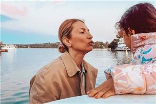 Μαρία Ηλιάκη: «Δεν ένιωσα καμία ντροπή που γέννησα στα 44 μου»