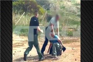 Βίντεο: Επίθεση στο συνεργείο του MEGA μετά τη σύλληψη των τριών αδερφών για το φονικό στα Βορίζια