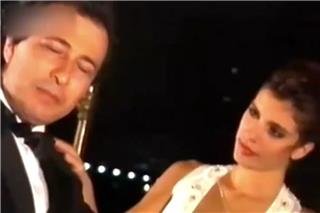 Η Ελένη Μενεγάκη μελαχρινή σε βίντεο κλιπ του Αντύπα – Ήταν μόλις 22 ετών και παντελώς άγνωστη