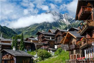 Νέα έρευνα: Η «πρωτεύουσα» της εξυπνάδας: Ποια χώρα προηγείται σε IQ, πτυχία και Νόμπελ