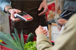 Το IRIS γίνεται υποχρεωτικό - Αλλάζει ο τρόπος πληρωμών και αποδείξεων