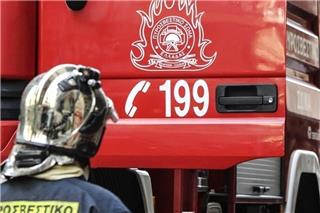 Υπό έλεγχο η φωτιά σε κατάστημα στο κέντρο της πόλης ‑ Εκκενώθηκε ξενοδοχείο