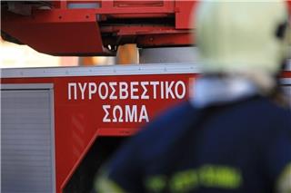 Όχημα τυλίχθηκε στις φλόγες στην Αττική Οδό στο ρεύμα προς Αεροδρόμιο- Με δυσκολία η κυκλοφορία