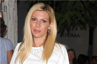 Σοφία Πολυζωγοπούλου κατά Απόστολου Λύτρα: Πόσες μπουνιές απαιτούνται άραγε κατ’ αυτόν για να είναι κακοποιητής;