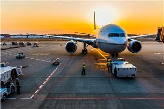 Χάος στο αεροδρόμιο Χίθροου: Αγνωστοι ψέκασαν ταξιδιώτες με σπρέι – Μία σύλληψη