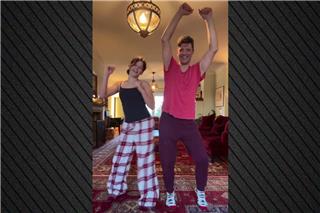 Ο χορός του Σάκη Ρουβά με την κόρη του: Είστε ίδιοι με την Αριάδνη, του γράφουν