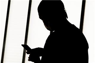 Οι διάλογοι που καίνε τη σπείρα με τις τηλεφωνικές απάτες: «Το τσιμπήσαμε το διχίλιαρο;»