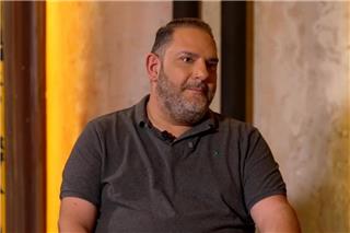 Στέλιος Διονυσίου: «Το καζίνο μού έκλεισε το σπίτι» – Οι εξομολογήσεις για τον πατέρα του, τη «χρυσή» δεκαετία και τα πάθη του