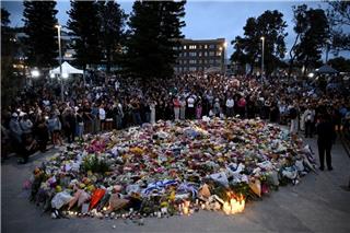 Σίδνεϊ: Εξετάζονται δεσμοί των δραστών με το ΙSΙS - Τι βρήκαν οι αστυνομικοί μέσα στο όχημά τους