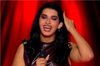 The Voice: «Το drag με βοήθησε πολύ, όταν βαφόμουν έβλεπα τη γυναίκα που ήθελα να είμαι» – Η εγγονή της Δούκισσας στη σκηνή