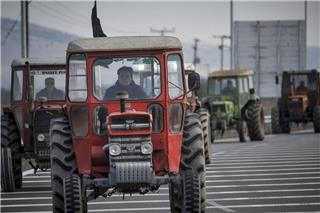 Κλιμάκωση των κινητοποιήσεων αποφάσισαν οι αγρότες - Κλείσιμο και των παρακαμπτήριων οδών αύριο