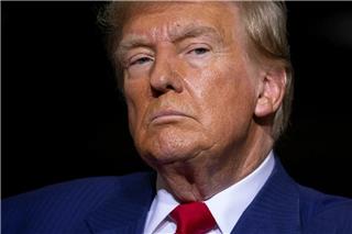 Ο Τραμπ ανακοίνωσε πλήγμα στη Βενεζουέλα: «Χτυπήσαμε εκεί όπου φορτώνονται τα σκάφη»