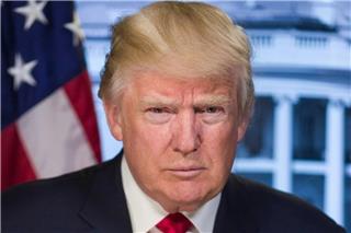 Ο Τραμπ βάζει «δίαιτα» στη βίζα - τέλος τα ταξίδια για όσους θεωρούνται υπέρβαροι!