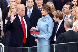 Πως ο Τραμπ έχει καταφέρει να κερδίσει 4,5 δισ. δολάρια μετά τις αμερικανικές εκλογές