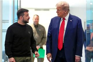 Πόλεμος στην Ουκρανία: Το Κίεβο ίσως εξετάσει απόσυρση από το Ντονέτσκ υπό τον φόβο να χάσει τη στήριξη του Τραμπ