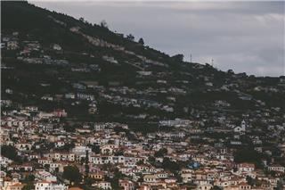 Καιρός: Σκόνη από σήμερα, διαδοχικά κύματα βροχοπτώσεων έως 25 Νοεμβρίου