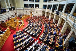 Νέα ποινική δικογραφία στη Βουλή για τα Τέμπη – Περιλαμβάνει Μητσοτάκη, Καραμανλή και άλλους 17