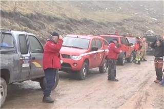 Σχεδόν αγκαλιασμένοι εντοπίστηκαν οι τέσσερις ορειβάτες που σκοτώθηκαν από χιονοστιβάδα στα Βαρδούσια