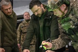 Κάλπη πάνω σε ναρκοπέδιο στην Ουκρανία: Τα σενάρια μετά τη δήλωση Ζελένσκι ότι είναι έτοιμος για εκλογές