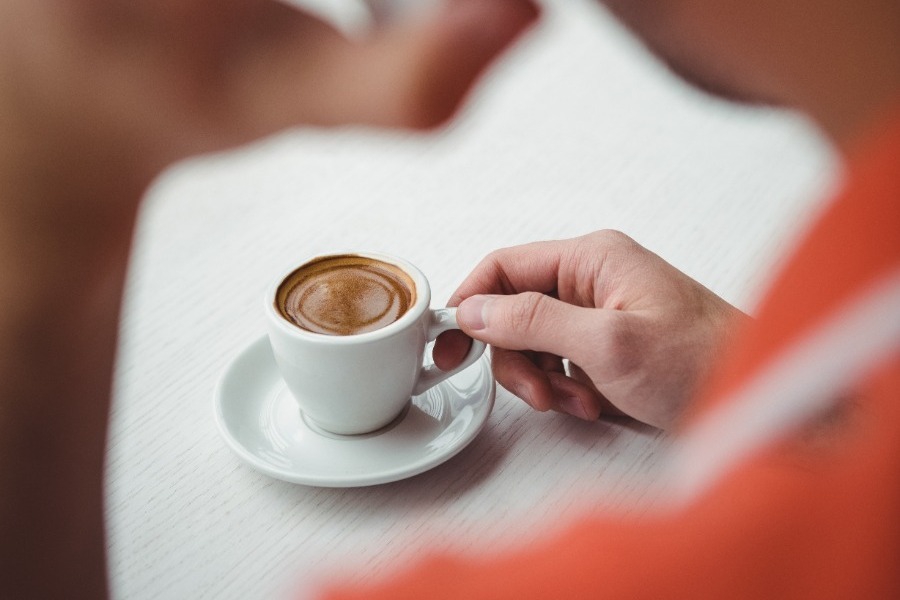 Τι συμβαίνει στον οργανισμό σας όταν δεν τρώτε και πίνετε μόνο καφέ το πρωΐ