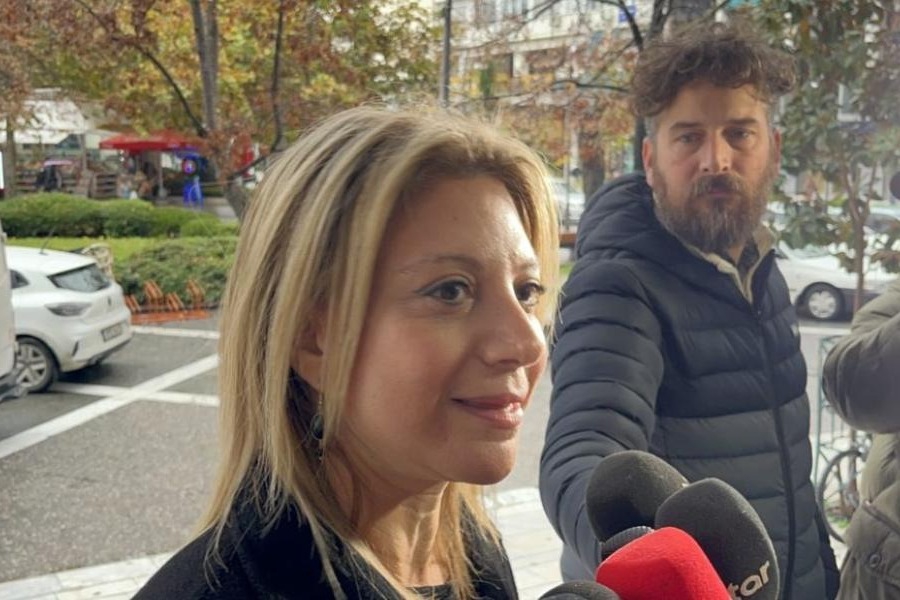 Τέμπη ‑ Καρυστιανού / Οργή στη δίκη για τα «χαμένα» βίντεο ‑ «Ο Μπακαϊμης είναι ο πρώτος που έβαλε χέρι»