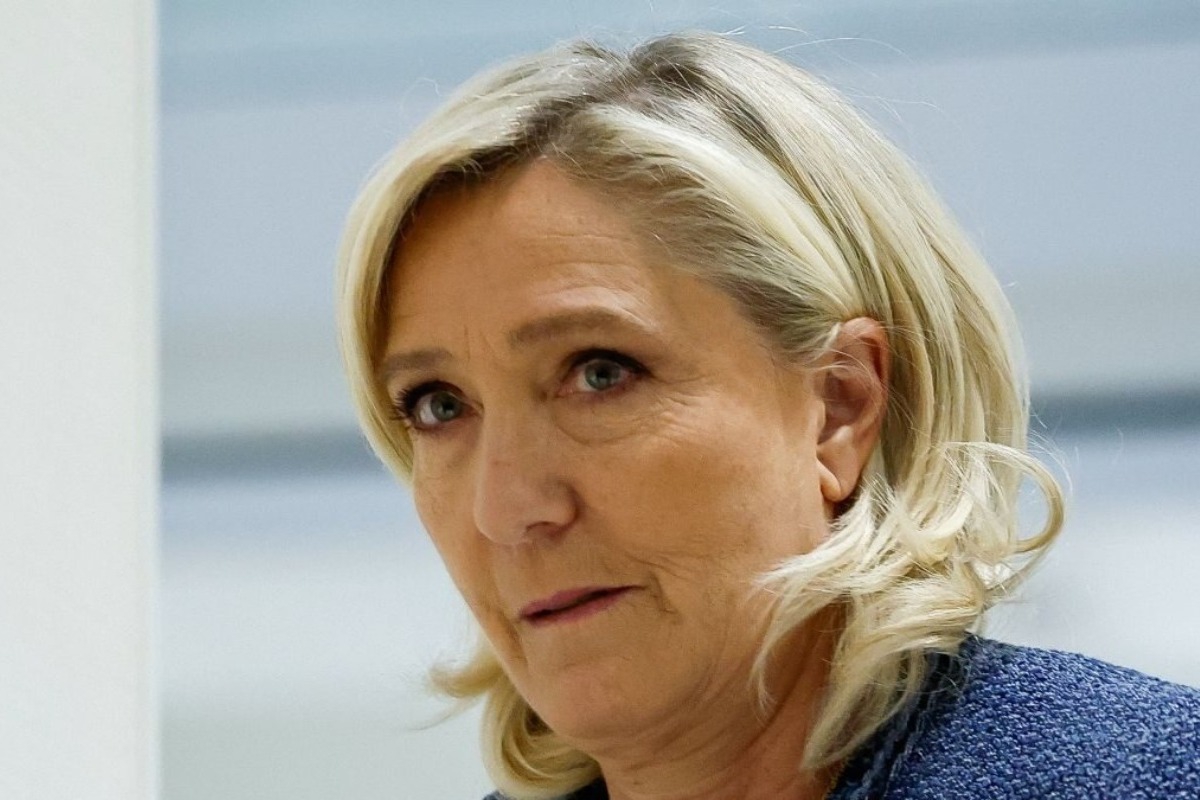 Ένοχη για υπεξαίρεση δημόσιου χρήματος η Μαρίν Λεπέν
