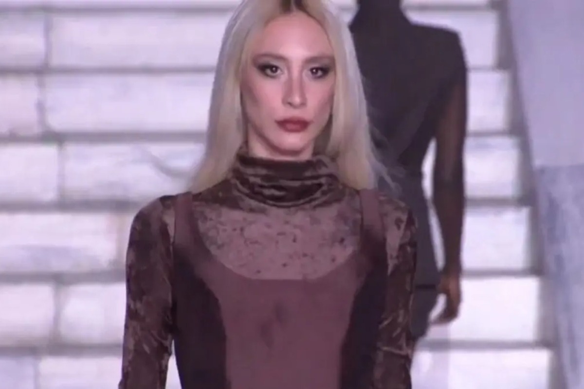 Μαρκέζη: Η εντυπωσιακή εμφάνιση της εγγονής του Τσοχατζόπουλου στο Athens Fashion Week