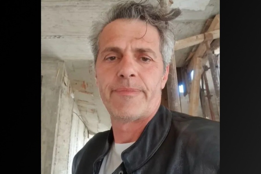 Ο Μάριος Αθανασίου αποκάλυψε πως δούλευε στην οικοδομή όλο τον χειμώνα: «Οι βρώμικες δουλειές έχουν καθαρούς ανθρώπους»