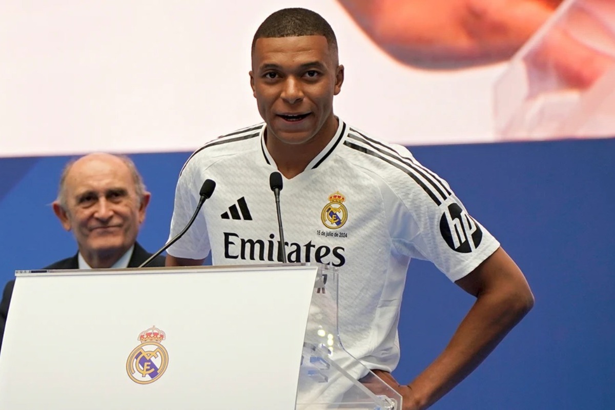 Ξεκίνησε η δικαστική μάχη Εμπαπέ‑Παρί Σεν Ζερμέν: 240 εκατ. ευρώ ζητά ο Γάλλος επιθετικός, η ομάδα διεκδικεί 180 εκατ.