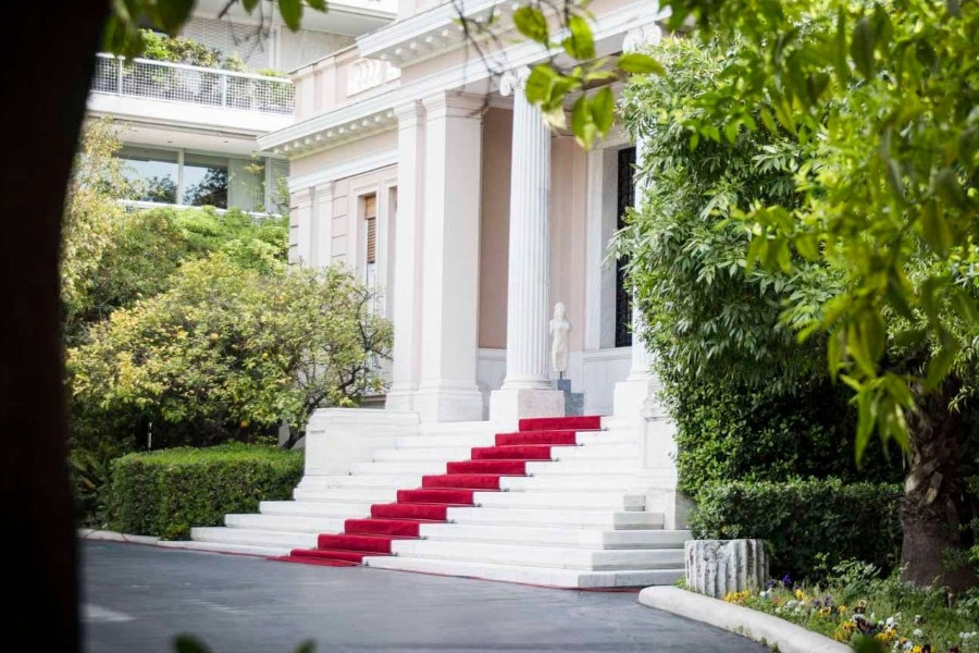 Την τελική απόφαση των μπλόκων περιμένει η κυβέρνηση: Αναπροσαρμογή στάσης σε περίπτωση οριστικής άρνησης διαλόγου