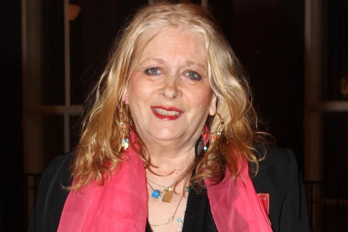 Νοσηλεύεται η Νόρα Βαλσάμη