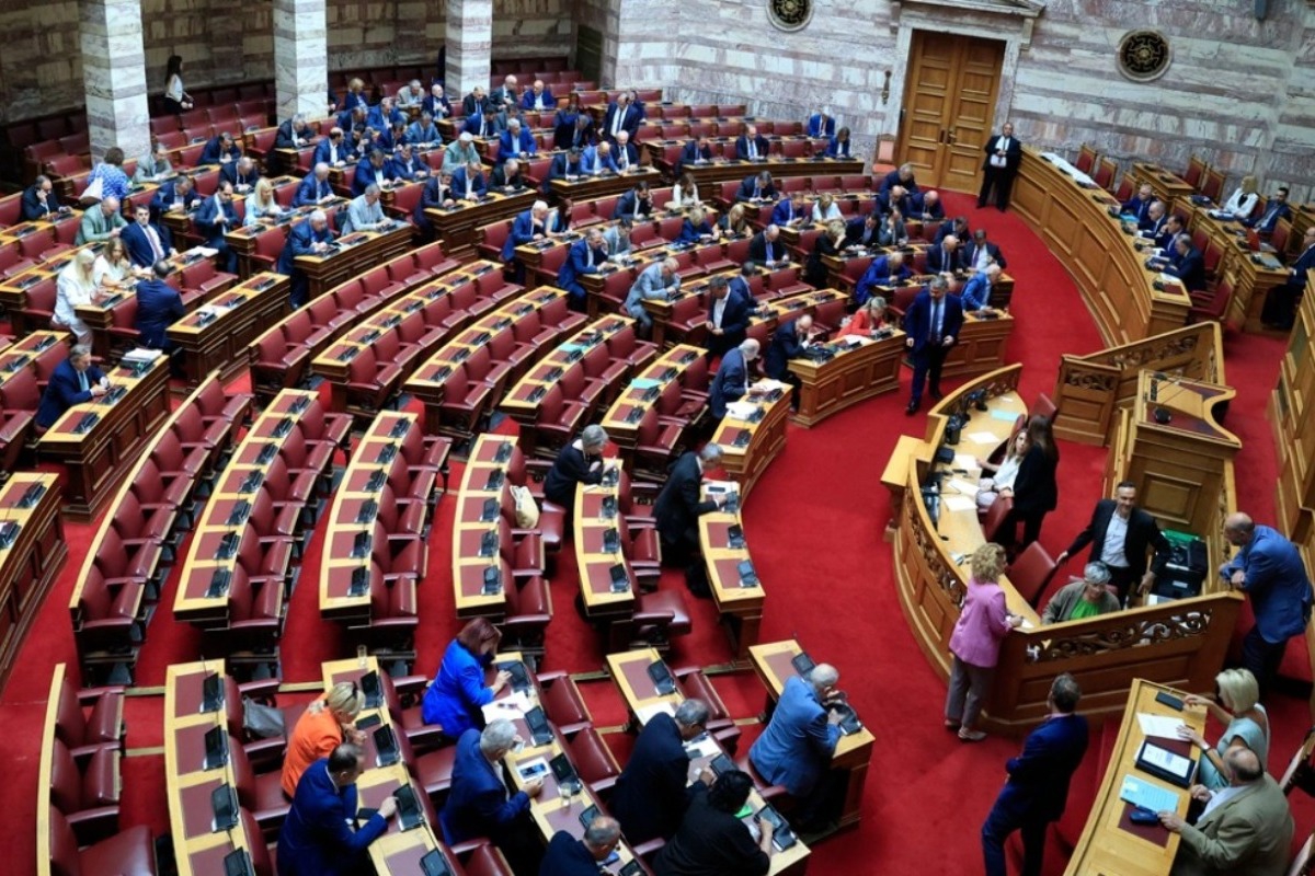Από την Τετάρτη 12 Νοεμβρίου η εφαρμογή του «χρονοκόφτη» στη Βουλή