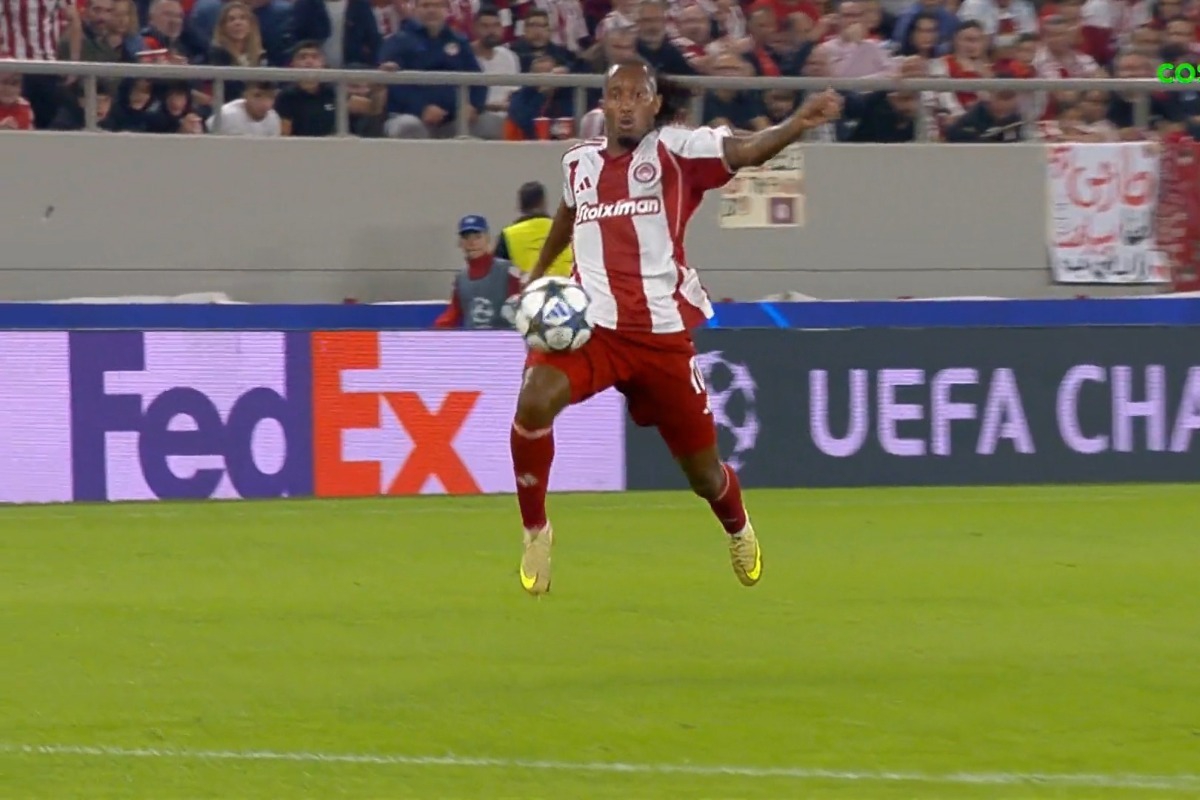 Ολυμπιακός – Αϊντχόφεν 1‑1: Τον πάγωσε στο 93′