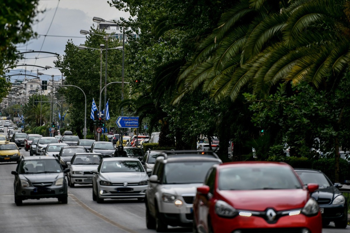 Τέλη κυκλοφορίας 2025: Πότε αναρτώνται