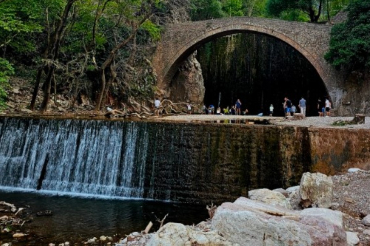 Τρίκαλα: Στέγνωσαν οι καταρράκτες της Παλαιοκαρυάς