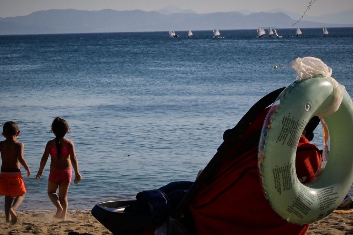 Καιρός: Πότε αρχίζει το κύμα καύσωνα που θα σαρώσει τη χώρα ‑ Ποιες είναι οι «κόκκινες» περιοχές
