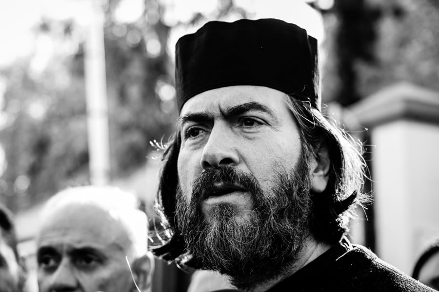 Κιβωτός του Κόσμου: Πρώην τρόφιμος καταγγέλλει τον πατέρα Αντώνιο για δωροδοκία