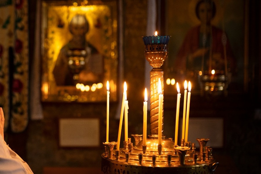 Πρώτη Θεία Λειτουργία στη νοηματική γλώσσα σε εκκλησία του Βόλου