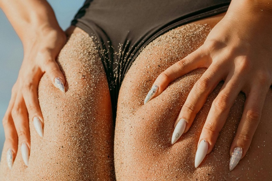 Λάδι και baby oil για μαύρισμα: Πρόσεξε πολύ!