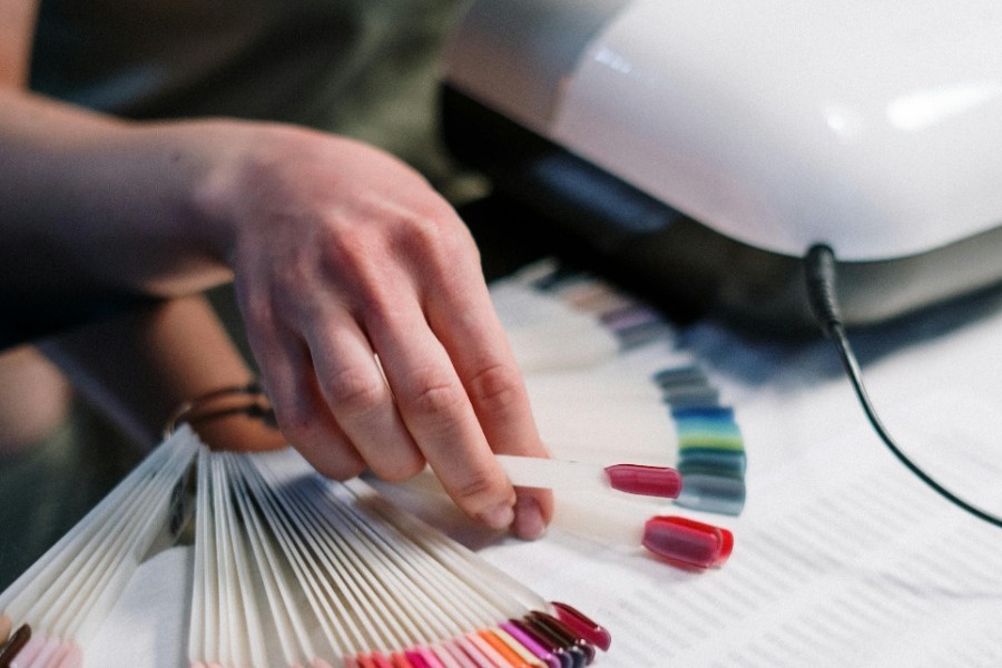 Το ιδανικό top 5 των χρωμάτων για τα νύχια σου αυτό το φθινόπωρο