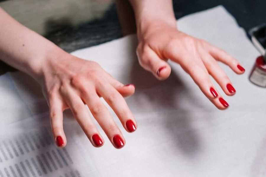 Πόσο συχνά μπορείς να κάνεις ημιμόνιμο μανικιούρ χωρίς να βλάψεις την υγεία των νυχιών;