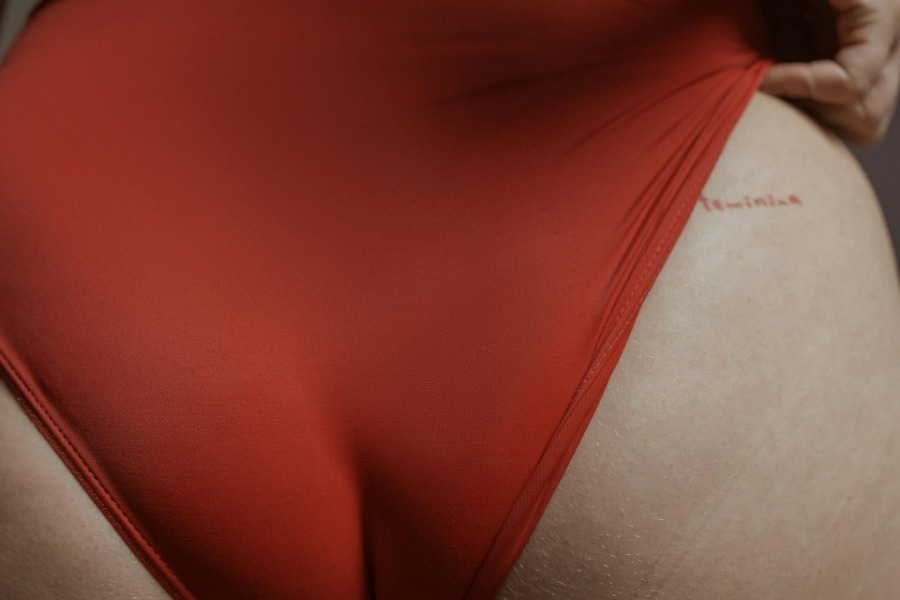 Σπυράκια στους γλουτούς: Πώς θα απαλλαγείς από αυτά μια και καλή