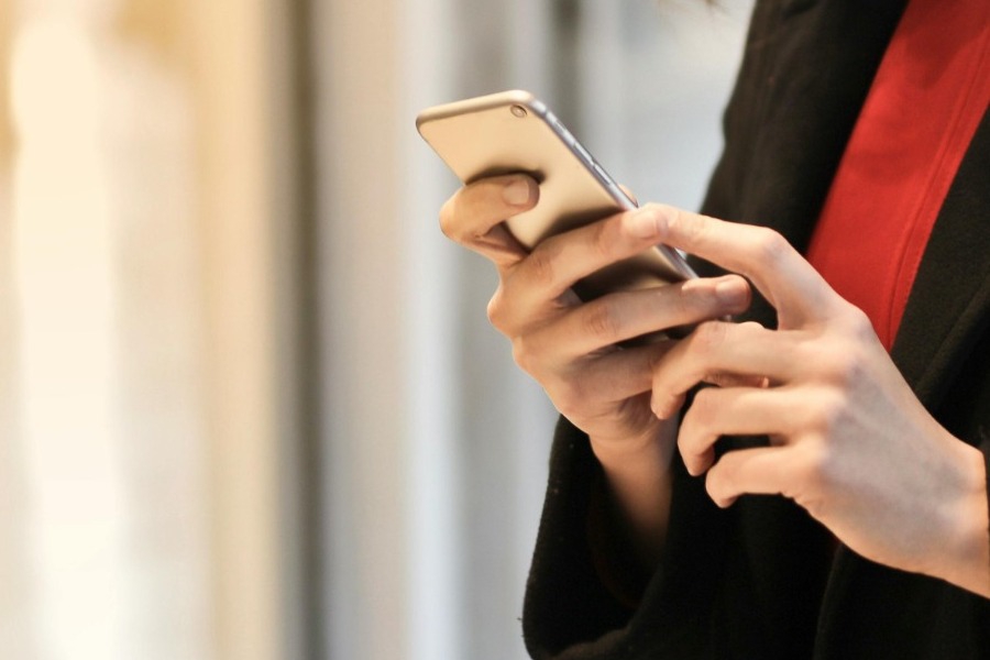 Selfies, ταυτότητες και… ραντεβού: Η «ασφαλής» εφαρμογή Tea εκθέτει 72.000 γυναίκες