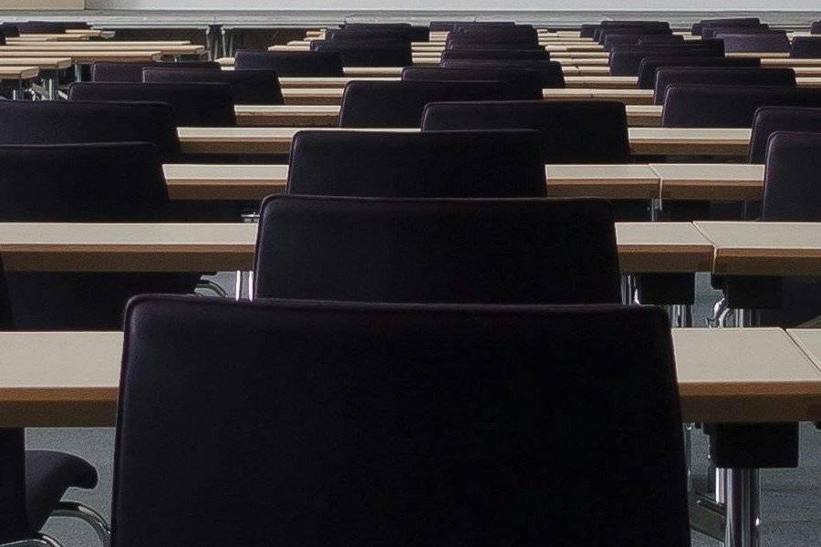 Έρευνα ΓΣΕΕ: Εκπαίδευση ‑ Τα φροντιστήρια διευρύνουν το κοινωνικό χάσμα